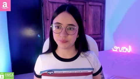 Aliceee  ..   97YP9VWGZHrefnav wishlist lists 1 online show from 10-18-25, 10:05