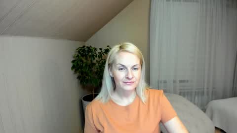 Alicee online show from 01-10-25, 04:30