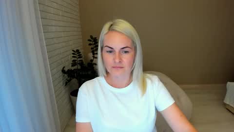 Alicee online show from 09-12-25, 02:50