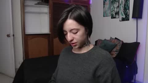 alicee_logan_ online show from 11-15-25, 11:32