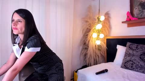 Snapshot of alicee_milf_ chatting on 03-05-25, 02:12 Aleja online show from 03-05-25, 02:12