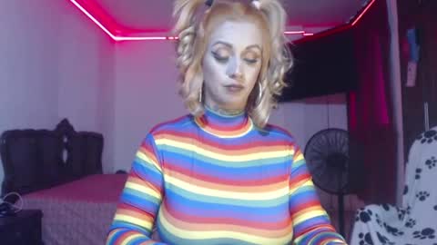 aliceesmiths online show from 12-19-24, 09:28