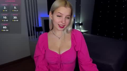 Snapshot of alicefreman chatting on 12-27-24, 10:12 Alice online show from 12-27-24, 10:12