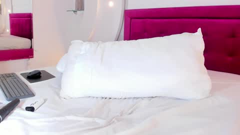 Alice  online show from 12-03-24, 08:16