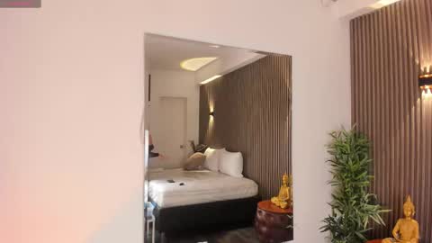 Alice  online show from 01-10-26, 04:14