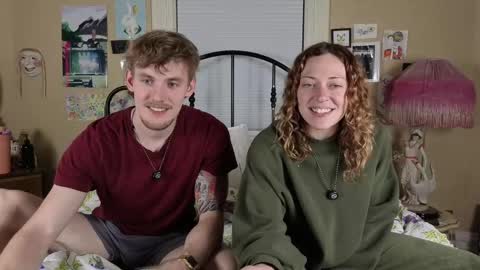 Snapshot of aliceinaceland chatting on 09-13-25, 03:28 AliceInAceland online show from 09-13-25, 03:28