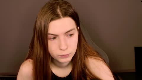 Alice online show from 12-04-25, 05:17