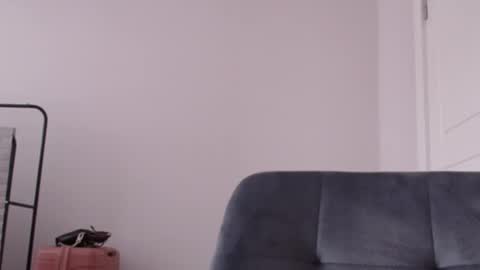 Alice online show from 10-22-25, 01:00