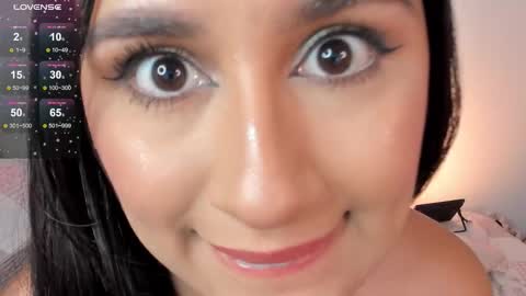 Snapshot of alicejhons chatting on 09-27-25, 02:38 vanessa online show from 09-27-25, 02:38