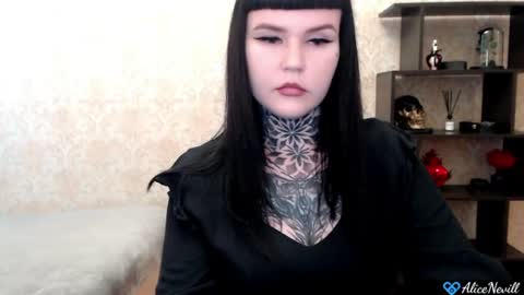 Snapshot of alicenevill chatting on 06-23-26, 12:58 Alice online show from 06-23-26, 12:58