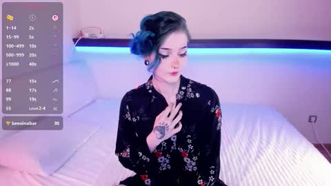 Alice online show from 10-05-25, 06:12