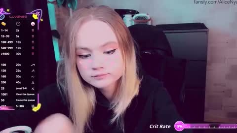 Alice online show from 09-09-25, 04:56