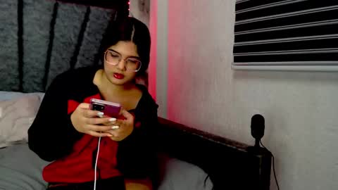 Alice online show from 03-06-26, 01:46