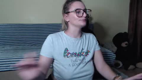 Alice online show from 02-27-25, 03:37