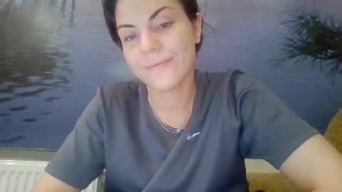 Snapshot of alicetailorrr chatting on 10-29-25, 10:55 AliceTailorrr online show from 10-29-25, 10:55