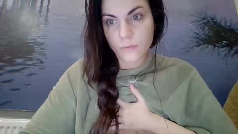 Snapshot of alicetailorrr chatting on 11-20-25, 03:45 AliceTailorrr online show from 11-20-25, 03:45