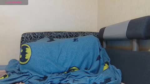 AliceWoolfy online show from 12-19-25, 10:06