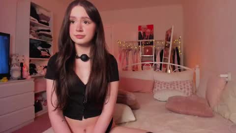 from wonderland online show from 01-17-25, 03:43