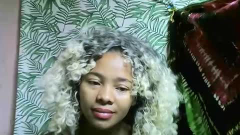 Snapshot of alicia9794 chatting on 12-14-25, 10:14 alicia9794 online show from 12-14-25, 10:14