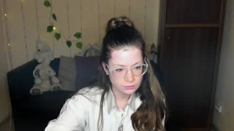 Alicia online show from 01-14-25, 06:24