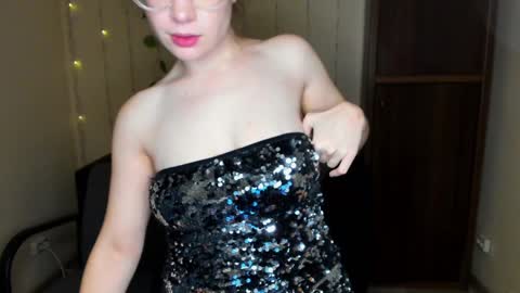Alicia online show from 01-27-25, 05:26