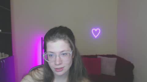 Alicia online show from 02-22-25, 01:13