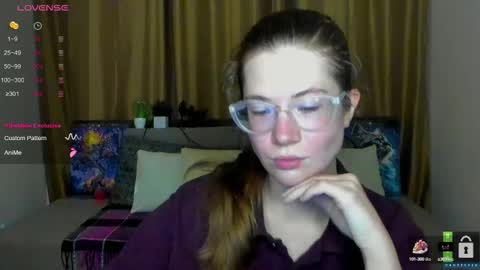 Alicia online show from 10-14-25, 05:25