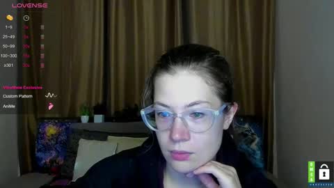 Alicia online show from 10-17-25, 11:24