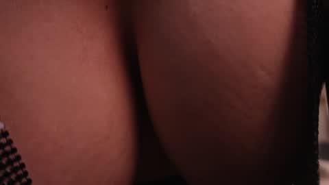 Alicia Lang online show from 10-20-25, 08:31