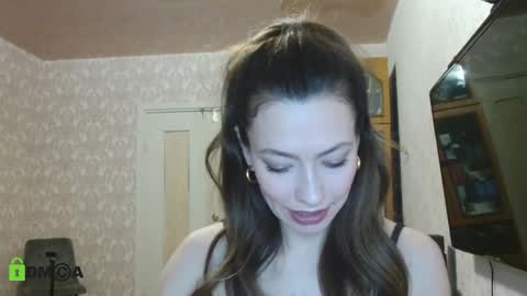 Alicia online show from 12-16-24, 04:13