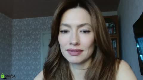 Alicia online show from 10-28-25, 08:40