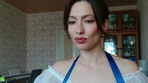 Snapshot of alicia_savory chatting on 06-26-26, 07:24 Alicia online show from 06-26-26, 07:24