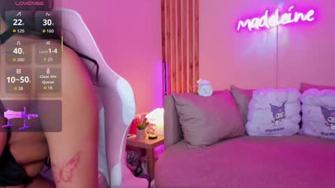 alicia_summer_ online show from 04-12-26, 04:12