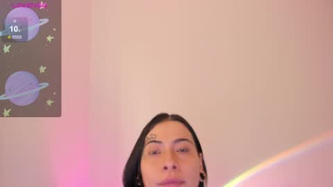 CINNAMON GIRL online show from 01-13-25, 07:31