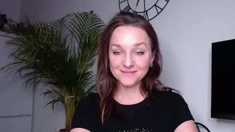 Alicia online show from 02-10-25, 06:35