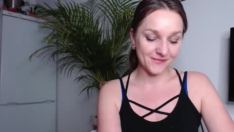 Alicia online show from 02-13-25, 03:03