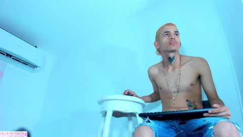 Alicia  online show from 12-05-24, 08:33