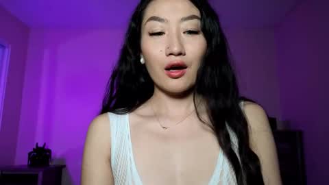 Alicia Hebi online show from 11-02-25, 02:08