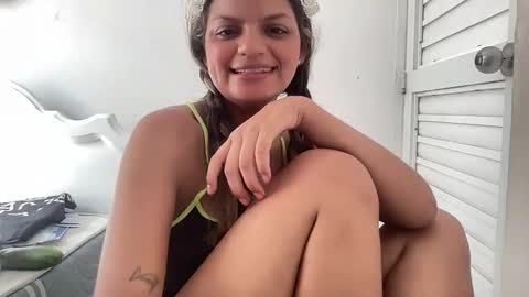 luisa online show from 12-11-24, 03:15