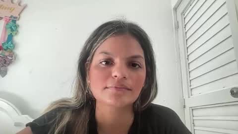 luisa online show from 12-17-24, 06:31