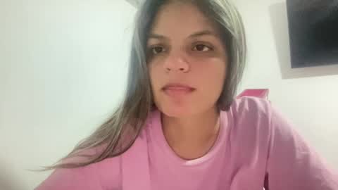 luisa online show from 02-15-25, 01:31