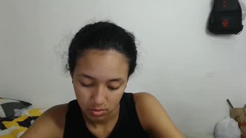 Snapshot of alicie_sexy_hot_20 chatting on 02-05-25, 04:37 ana online show from 02-05-25, 04:37