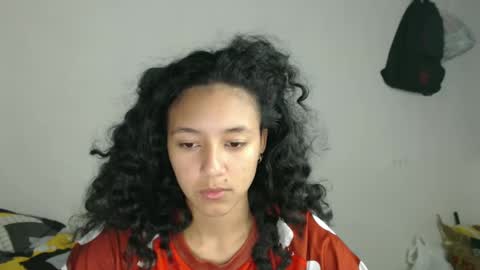 Snapshot of alicie_sexy_hot_20 chatting on 02-12-25, 05:15 ana online show from 02-12-25, 05:15