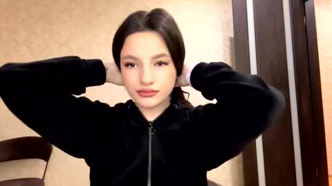 Niki online show from 03-01-26, 05:04