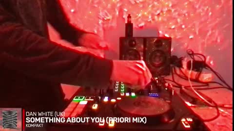 Snapshot of alien8720 chatting on 09-29-25, 01:38 busco rockera online show from 09-29-25, 01:38