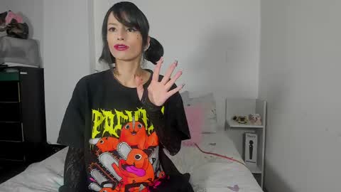 Snapshot of alien_universe chatting on 03-12-25, 01:14 Aiko  Independent Model  online show from 03-12-25, 01:14