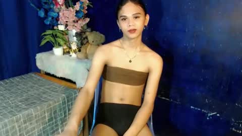 aliexagrey online show from 12-20-25, 10:39