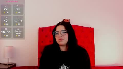 aliice_walker_ online show from 12-19-24, 03:41