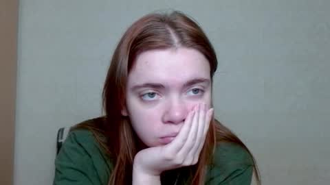 Alice online show from 11-08-25, 01:39