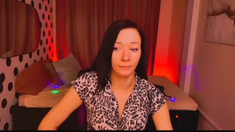 Snapshot of alina_cute_ chatting on 12-16-24, 06:21 Alina online show from 12-16-24, 06:21